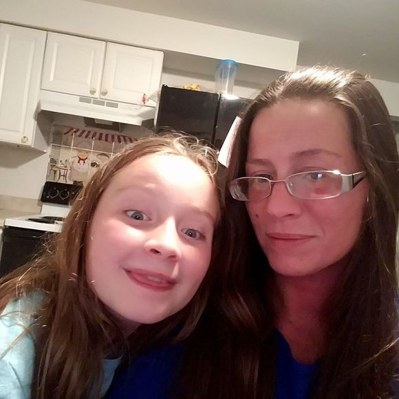 Meet your Posher, Melissa - Picture 1 of 1